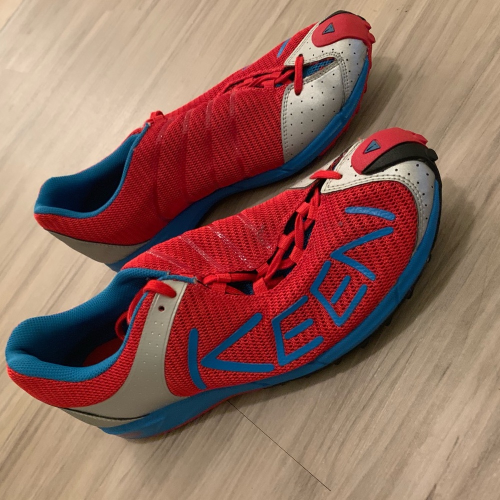 Keen athletic trainers size 11